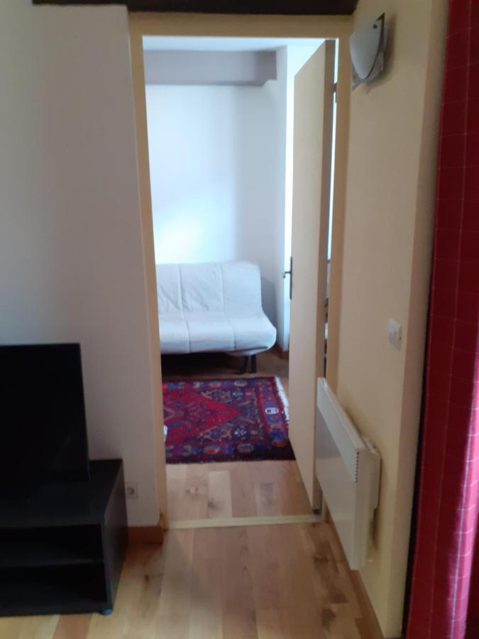 Appartement En Plein Coeur De 밀리 라 포레 외부 사진
