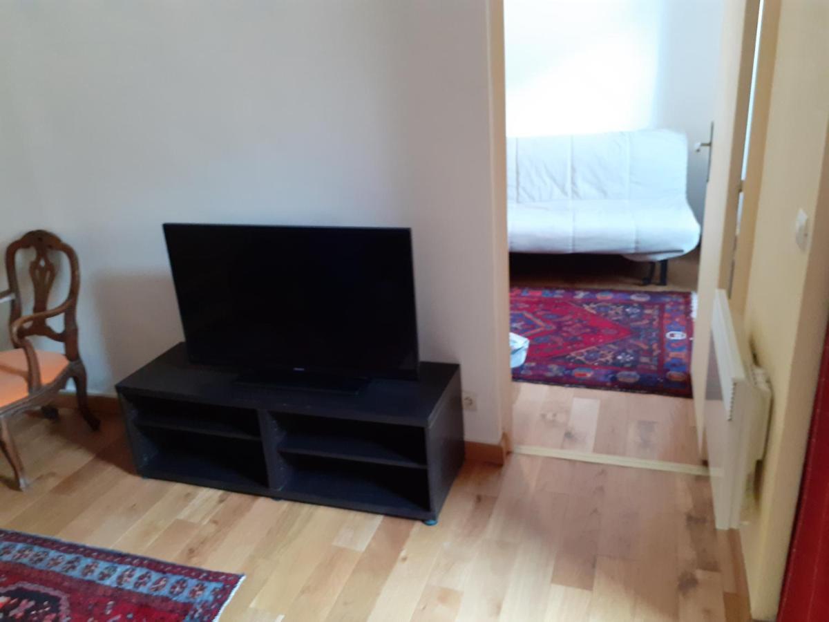 Appartement En Plein Coeur De 밀리 라 포레 외부 사진
