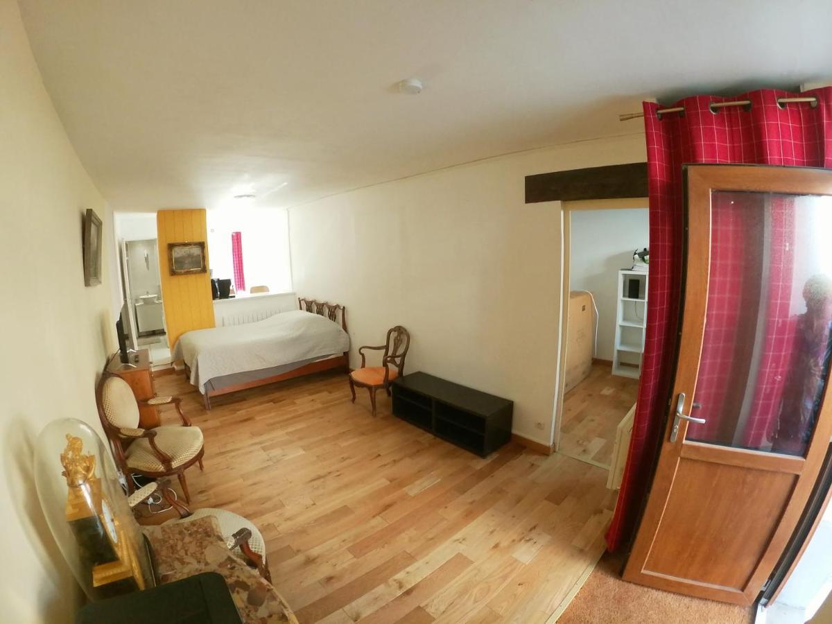Appartement En Plein Coeur De 밀리 라 포레 외부 사진